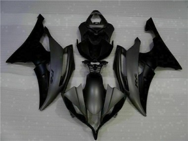 08-16 Matt Schwarz YZF R6 Motorrad Vollverkleidung